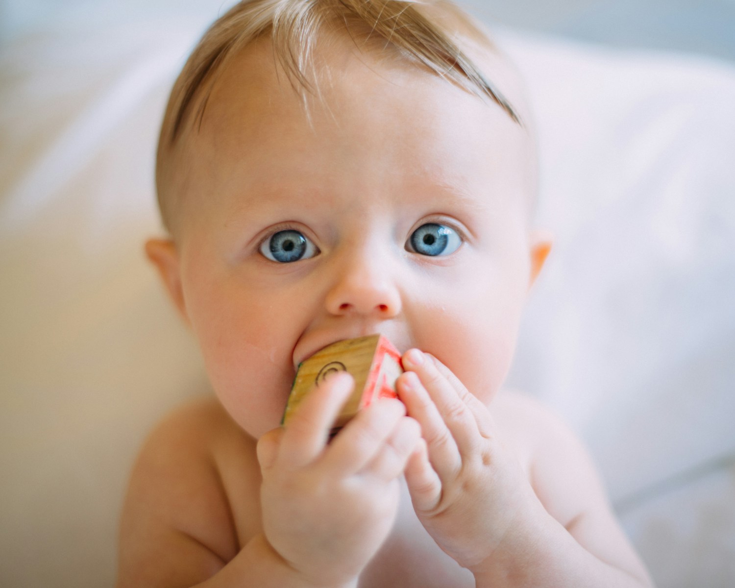 enfant et bébé